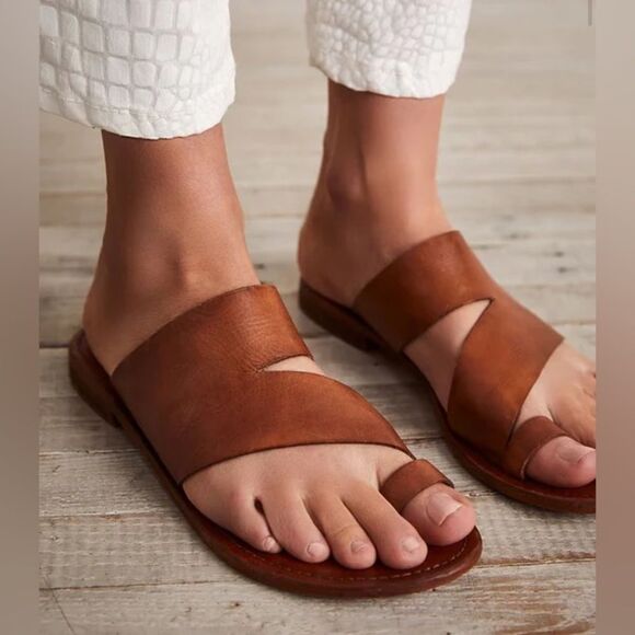 Free People Abilene Toe Loop Sandals - Picture 4 of 6